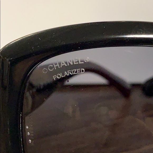 CHANEL CC Logo Polarized Sunglasses 5183 Black - Picture 9 of 15
